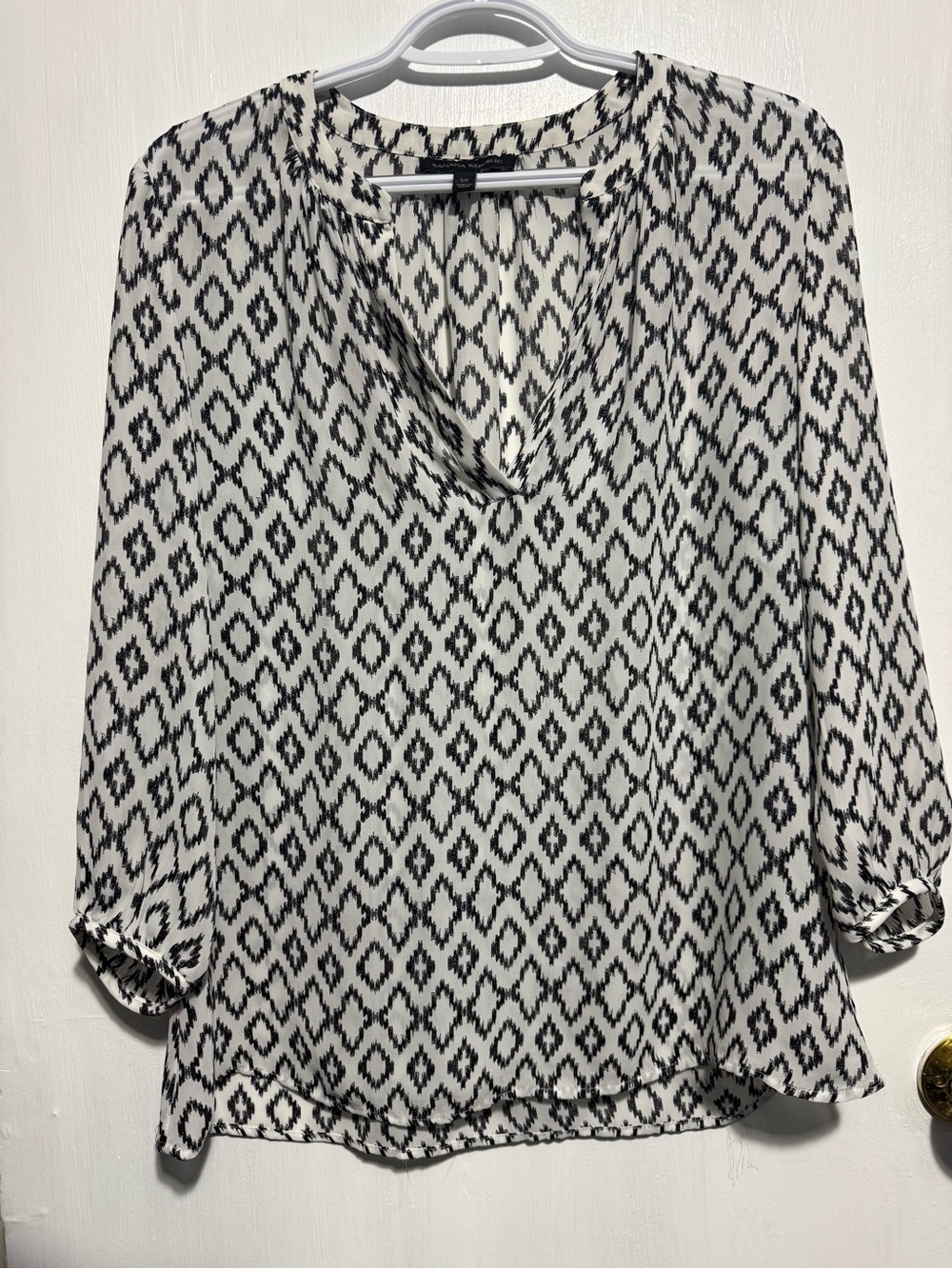 Banana Republic Black & White Diamond-Print Blouse